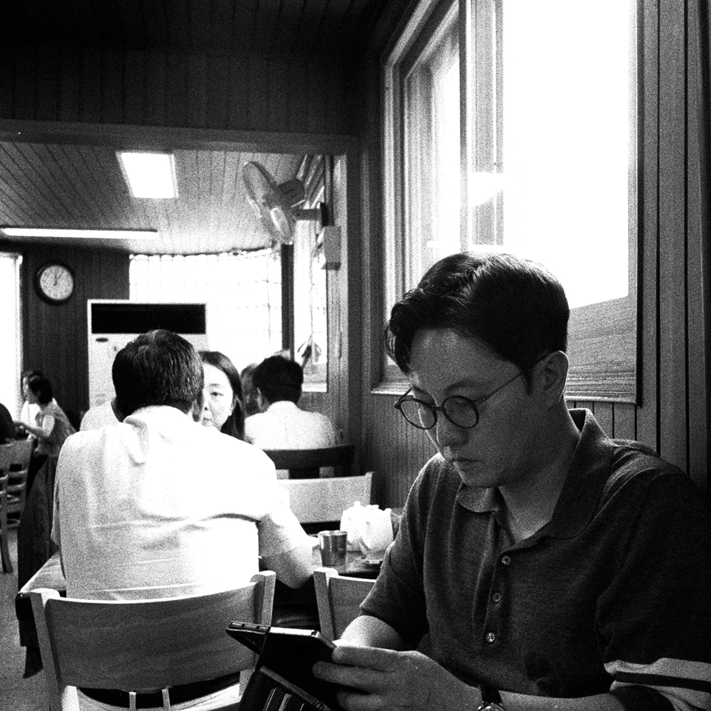 손동진 대표, 덱스터크레마 사무실에서 (또는 강연 현장에서)